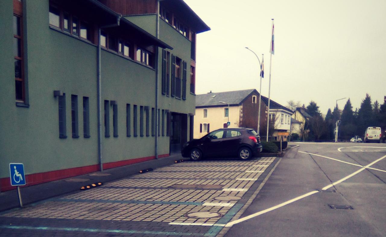 Brasserie Beierhaascht Niederkerschen Exterior foto